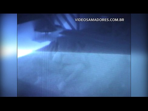 ❤️ ຜົວ films ພັນລະຍາ fucking ເພື່ອນບ້ານແລະພົບວ່າລາວເປັນ cuckold ️❌ ໜັງໂປ້ ຢູ່ພວກເຮົາ ❌❤